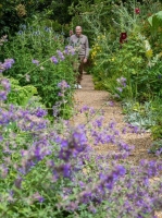 Steven_on_path_at_Charleston